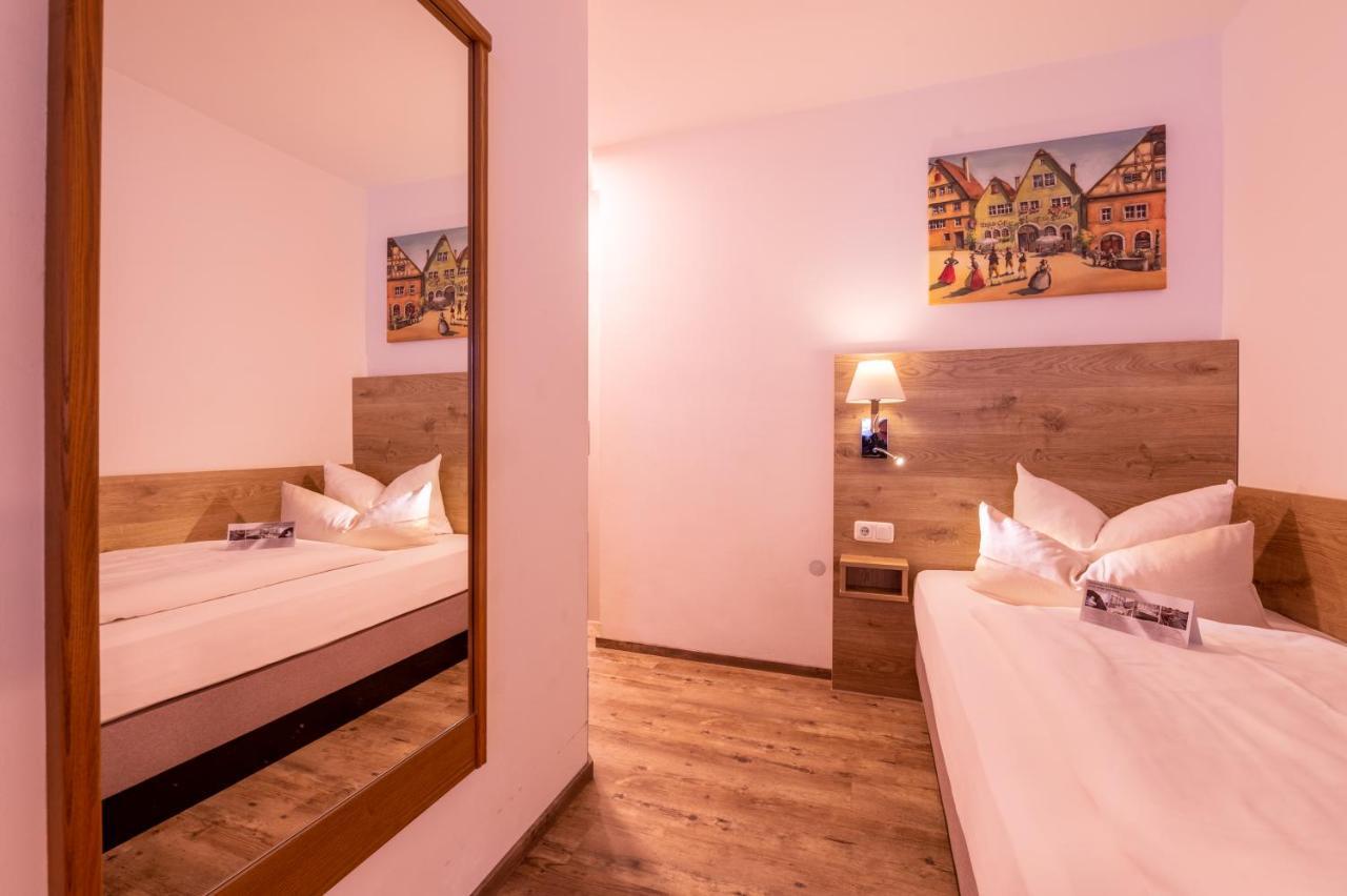 Zur Post Kuemmersbruck Hotel & Tiny Houses Kummersbruck Exterior foto